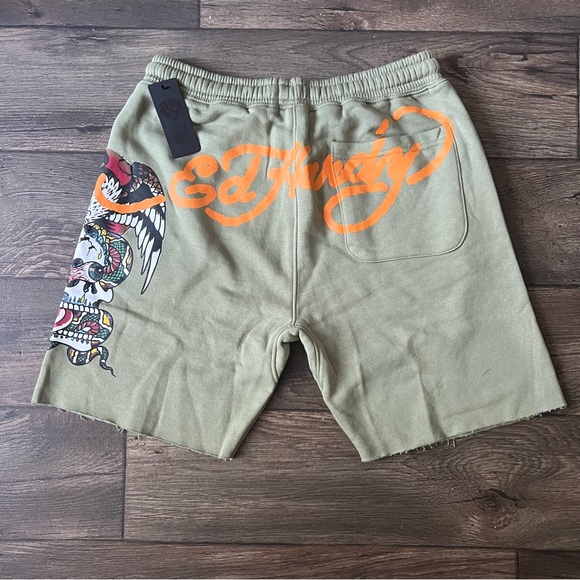 Ed Hardy Men’s Eagle Skull Print Shorts Green/Orange Size Medium - Picture 1 of 8